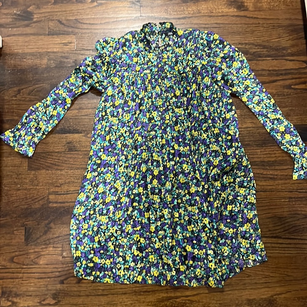 Zara pleated multi color floral dress - green yellow white - size xs